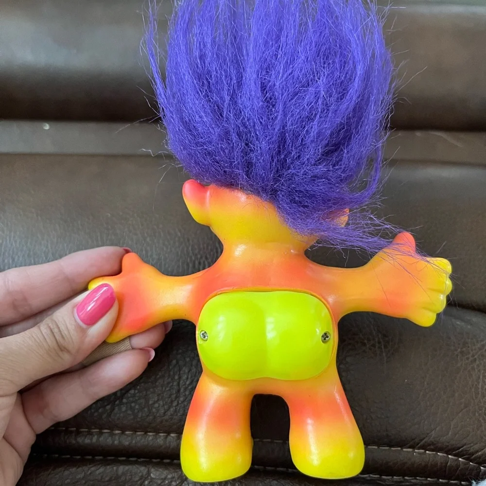 Colorful Troll - Picture 2 of 2